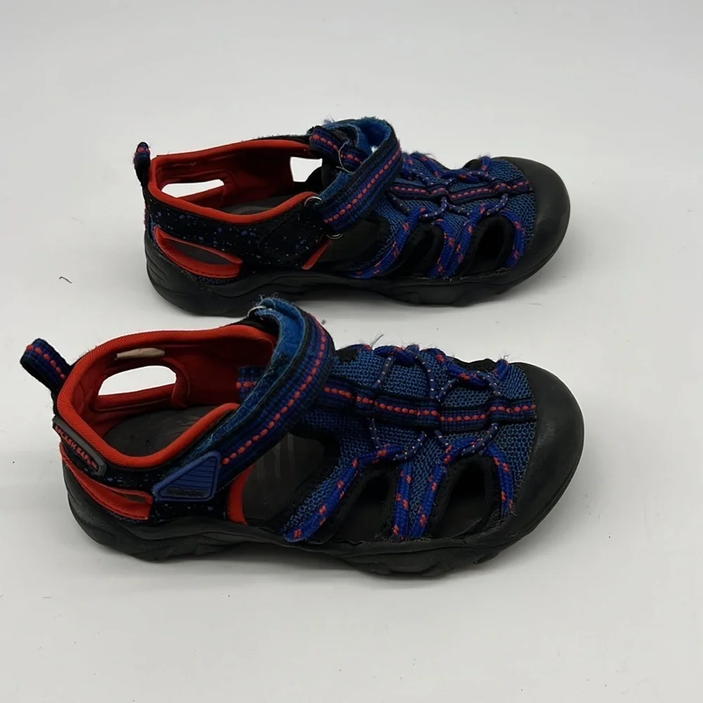 M.A.P. Water Shoes with Closed Toe size 13